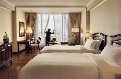 best hotel phnom penh